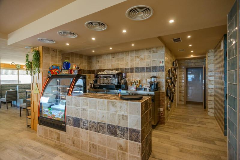 Foto b130b8b5-c79b-44d0-bb46-824ddca43fb5. Local comercial a Platja Gran Palamós