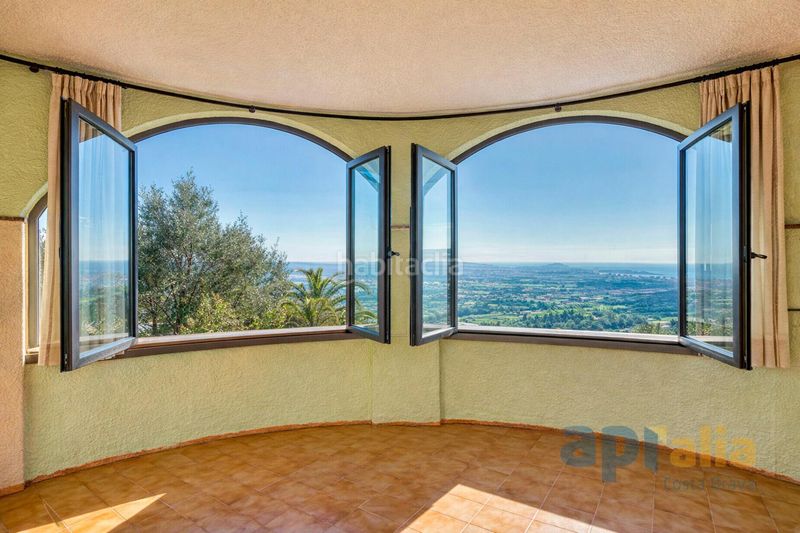 Foto 7151841d-118d-414b-821d-9ca79693b8bf. Xalet amb calefacció aparcament piscina a Cabanyes-Mas Ambrós-Mas Pallí Calonge