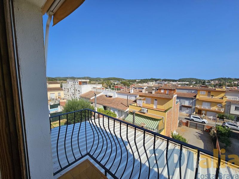 Foto 332b073a-7e1d-4f5c-8c59-639dbfb2988e. Casa adossada amb calefacció aparcament a Sant Joan - Vilarromà Palamós
