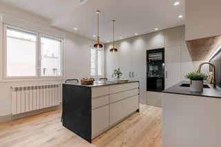 Flat  Calle de andrés mellado. Vivienda exclusiva en chamberí