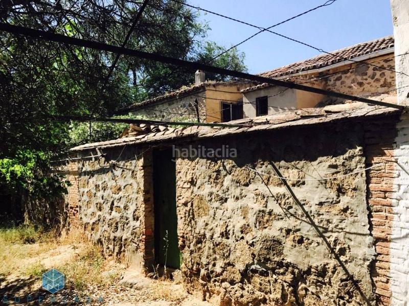 Foto dfd6194a-1f9c-4f88-8a74-104007050f4a. Casa "casa para rehabilitación/derribo en una zona privilegiada en el valle . ubicado entre cigarral de caravantes y restauran en Toledo