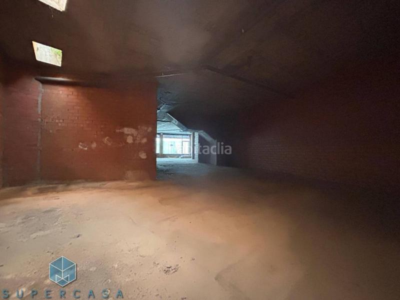 Foto 24dd4b03-b6da-4213-8e9d-835213af5355. Locale commerciale in Mora