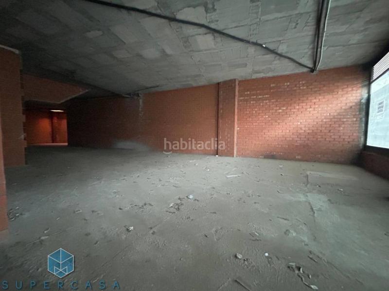 Foto 86128feb-73ba-405b-a499-0972003a98fb. Locale commerciale in Mora