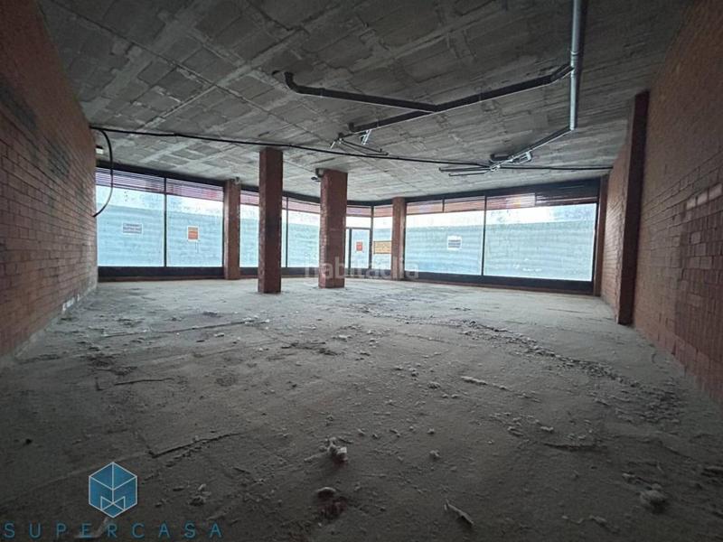 Foto 895c3af4-9098-4a06-8f6e-12662d22519a. Locale commerciale in Mora