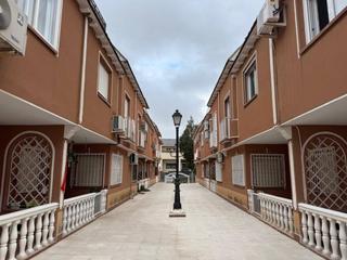Casa adossada a Joan miró 7. Venta de chalet adosado en mocejón
