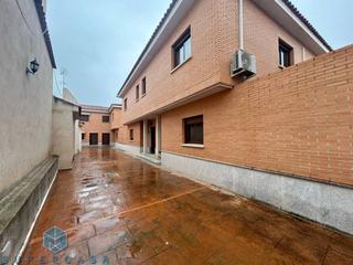 Maison jumelée  Monjas. Chalet adosado en venta en la puebla de montalbán