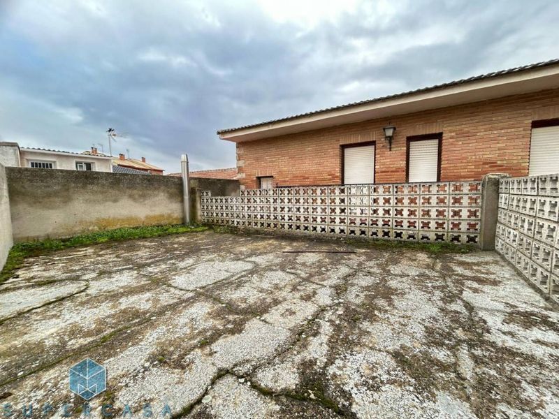 Foto 90caf818-5c50-4c96-bb2a-1b6cf3f54e63. Casa amb calefacció a Bargas