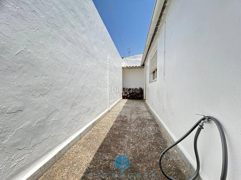 Foto 3c90af5c-dc79-4861-bc20-98829bd2dabc. Casa amb calefacció aparcament a Lillo