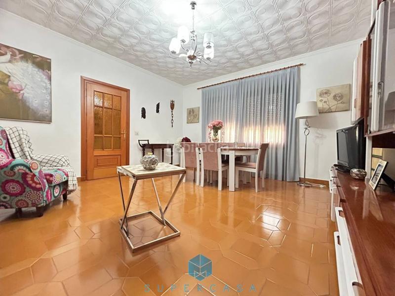 Foto f28431eb-69ee-44d0-82e4-668bc003ddc3. Casa amb calefacció aparcament a Lillo