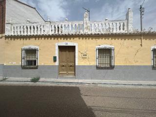 Maison à Mora. Casa unifamiliar en venta en mora