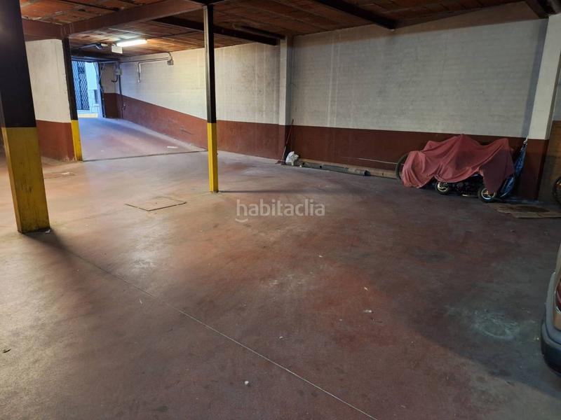 Foto 0d6c51db-4ee8-4350-aede-19f1d2a0808d. Parking voiture dans Olías del Rey