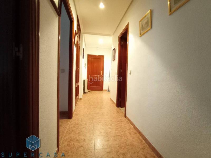 Foto 2845742c-5eb3-4565-8070-bed0b246cee8. Pis amb calefacció aparcament a Mora