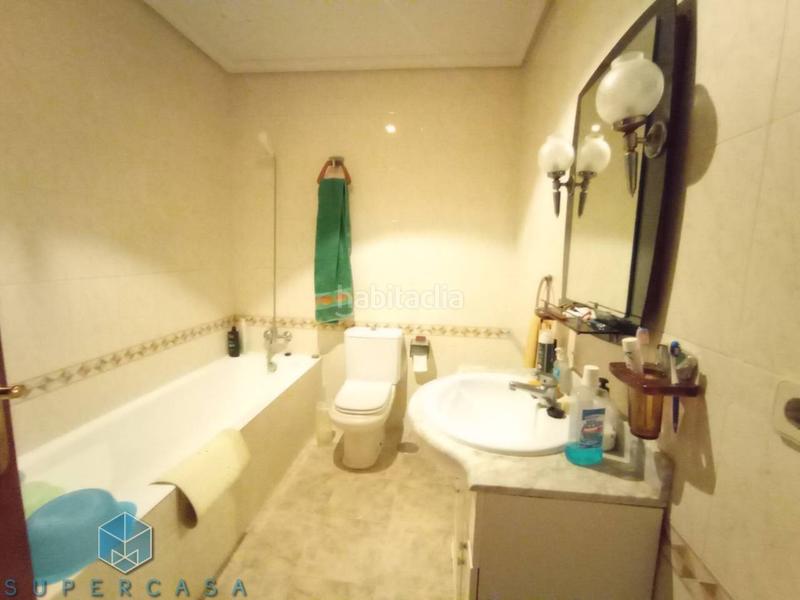 Foto e4a84e9b-f506-4952-a05f-35998c04f826. Pis amb calefacció aparcament a Mora