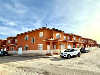 Maison jumelée  Toboso. Chalet adosado en venta en miguel esteban