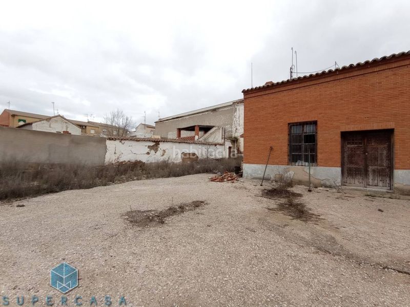 Foto 4369e4df-8d41-44bb-af6d-a29dab4f98b7. Casa amb aparcament a Polán
