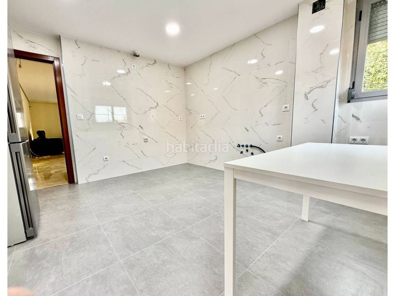 Foto a9a99ed7-3e1e-488a-bae3-3981f5957b7b. Casa aparellada amb calefacció aparcament piscina a Bargas