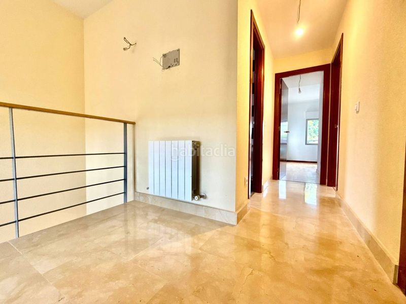Foto e57045d2-4e23-42ab-af27-4675160f1d97. Casa aparellada amb calefacció aparcament piscina a Bargas