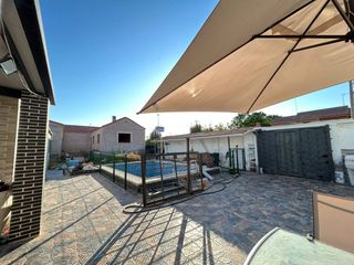 Chalet  Calle guadalajara. Chalet unifamiliar en venta en numancia de la sagra