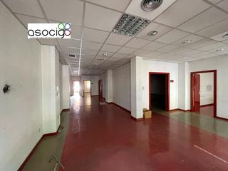 Location Local commercial  Avenida del ejército. Gran local comercial acondicionado en avenida del ejército