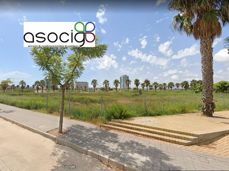 Foto 7094feda-3075-4b6f-8d05-9860c53e85ed. Terreno residencial solar en venta en moncófar para residencial plurifamiliar libre. en Moncofa