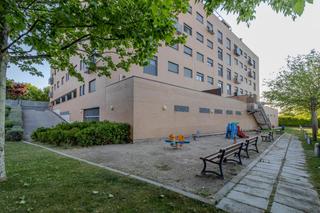 Etagenwohnung  Acebeda. Piso 2 dormitorios con garaje, trastero y zonas comunes en remat