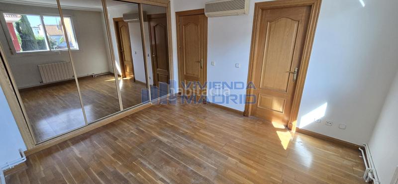 Foto 3642486e-8c1c-4734-90b4-d928c167b757. Casa con riscaldamento piscina in Valdebebas - Valdefuentes Madrid