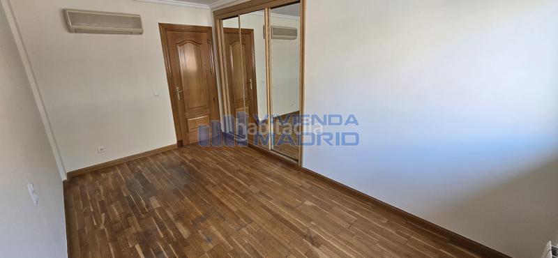 Foto 446bc232-e4c9-450b-be19-ccfa368d432f. Haus mit heizung pool in Valdebebas - Valdefuentes Madrid