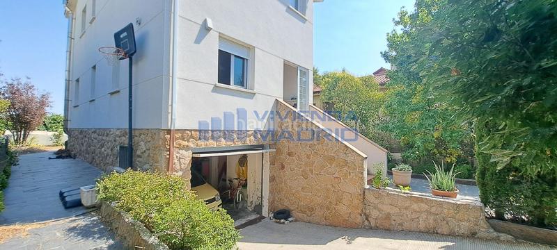 Foto 0ecd5926-8433-466e-95bb-625743222b0c. Casa con riscaldamento piscina in Valdetorres de Jarama