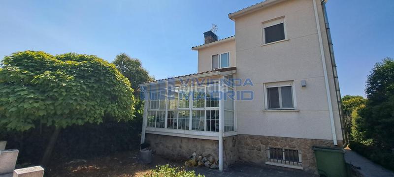 Foto 54ddd0fd-d125-4f6c-8242-9875aca4364f. Casa con riscaldamento piscina in Valdetorres de Jarama