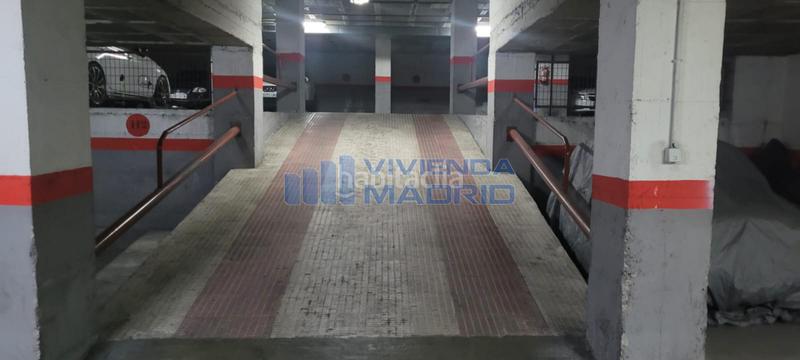 Foto d8d455f1-de00-405f-9bcf-5d47802cb365. Car parking in Algete centro Algete