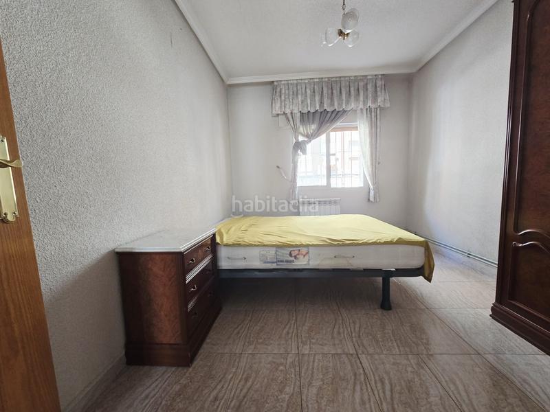 Foto 19137c63-0d4c-49cd-b730-b8b43fdc9941. Appartamento in Villaverde Alto Madrid