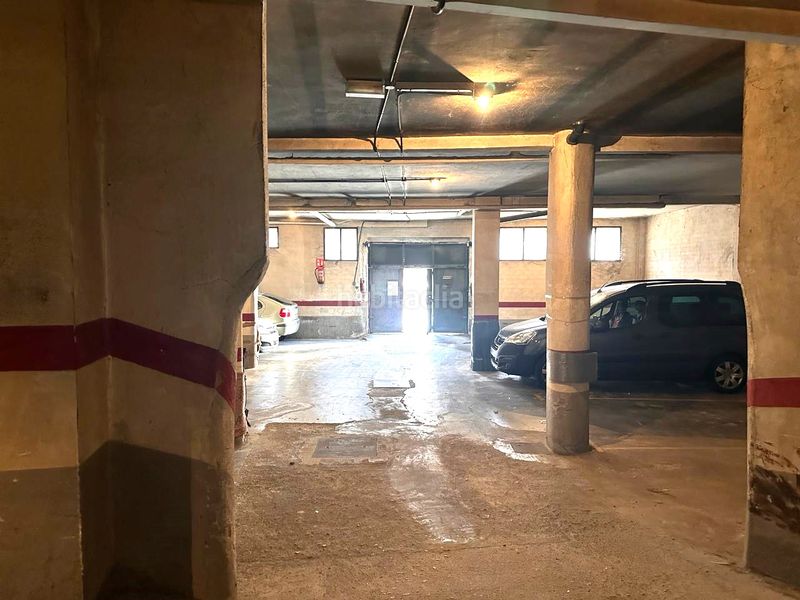 Foto b025f24b-e0f3-425f-b6bb-68d058c45339. Parking coche en Valdeacederas Madrid