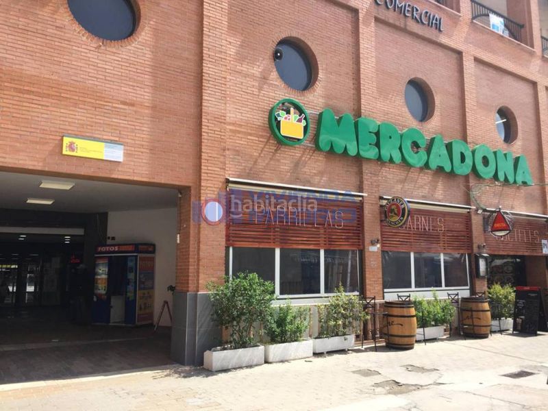 Foto a2df9f4a-e85f-4cb0-bc64-0f79e74dac7a. Posto auto in Valdeacederas Madrid