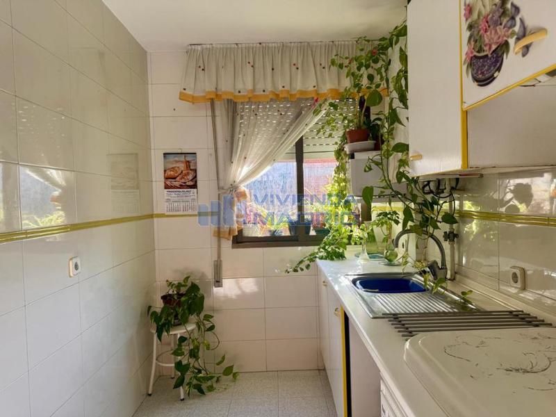 Foto 4d4213b4-4be8-43ab-b43a-467c0107694a. Etagenwohnung mit heizung in Valdeacederas Madrid