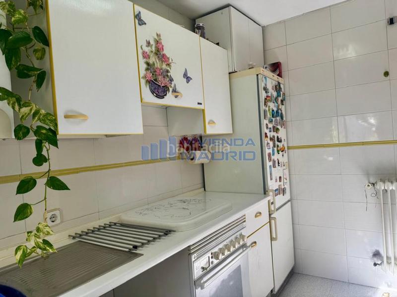 Foto e32fefec-b2a0-40ee-a1e2-01be94e777ca. Flat with heating in Valdeacederas Madrid