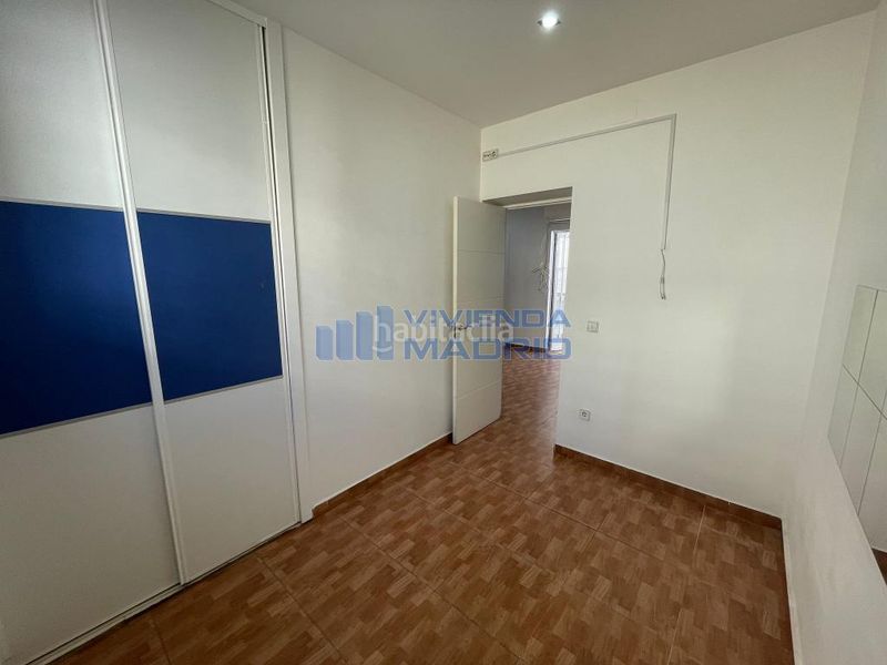 Foto 1b8450d7-7012-40b2-b765-02f83686b7b6. Piso en Valdeacederas Madrid