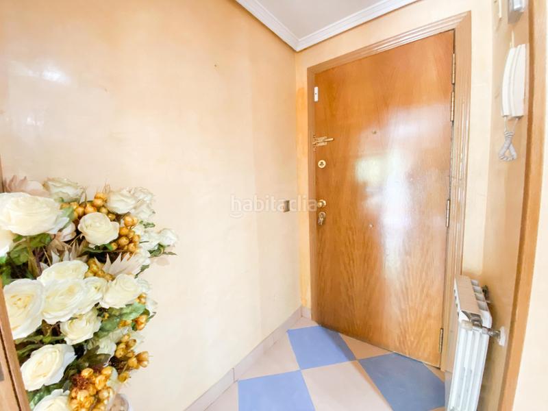 Foto 8c4c7582-52b2-4a5d-af96-66fc0cd9000d. Piso en Palomeras Bajas Madrid