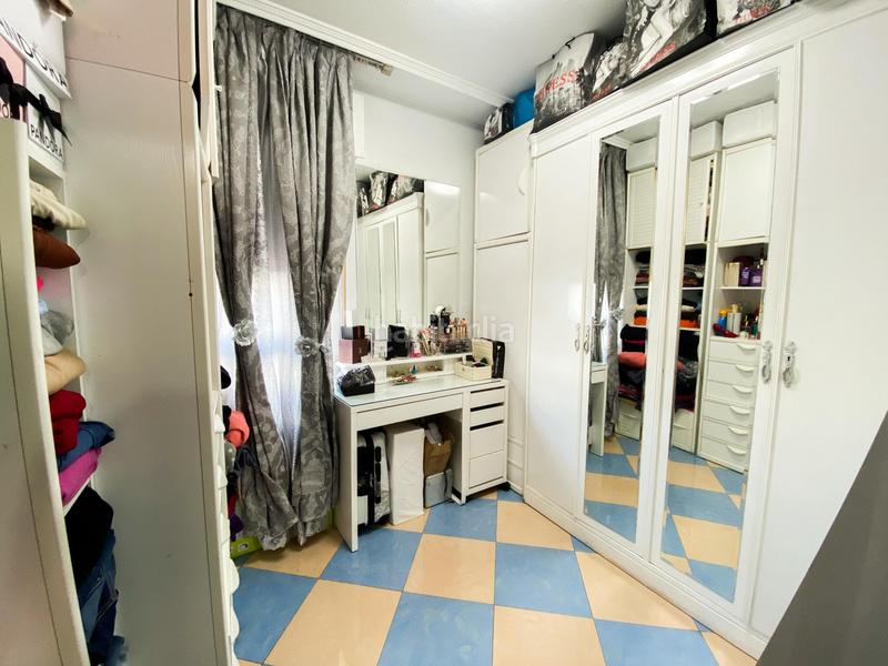 Foto f177eff0-41e3-4af6-9030-6b6b6d70619e. Piso en Palomeras Bajas Madrid