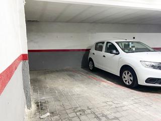 Aparcament cotxe  Manuel maroto