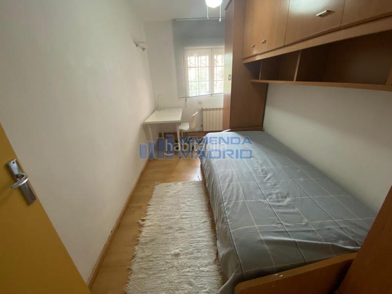 Foto 16832be5-d917-4593-b6da-7ddc33b98746. Piso en Palomeras Bajas Madrid