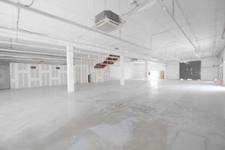 Rent Industrial building in La Ermita. Nave comercial en la ermita-parla