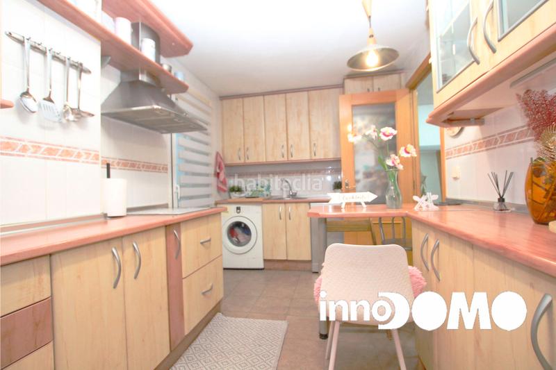 Foto 0bd2306e-58dd-4a1b-8e99-b3a2691424da. Pis amb calefacció piscina a Laguna Park Parla