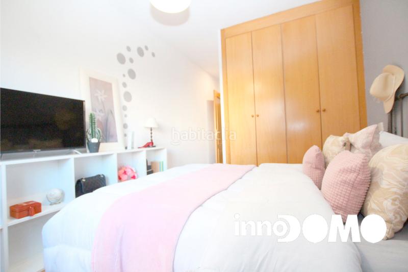 Foto 27e97133-417a-450b-91ff-58f53560447c. Pis amb calefacció piscina a Laguna Park Parla