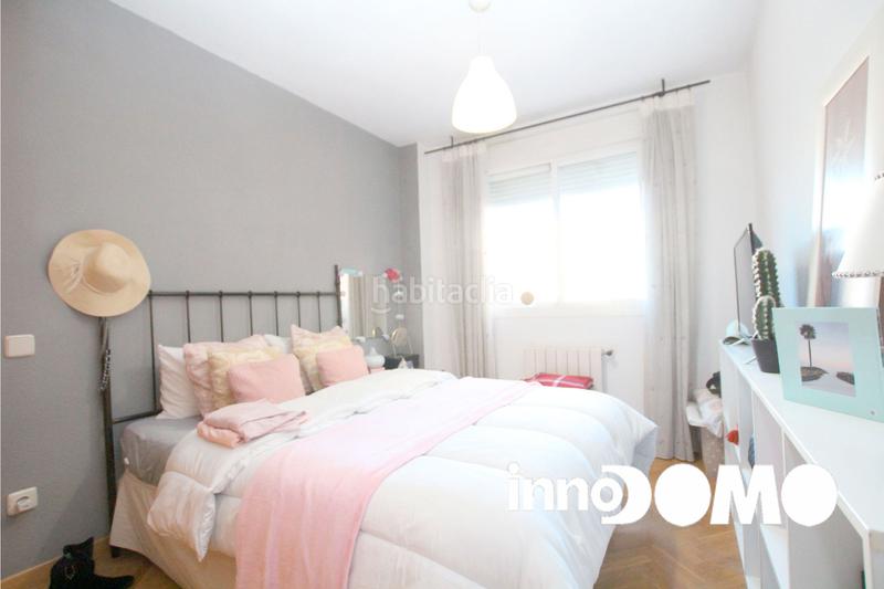 Foto 3280899d-3bc4-44d9-9ae3-aab65a3646ab. Pis amb calefacció piscina a Laguna Park Parla