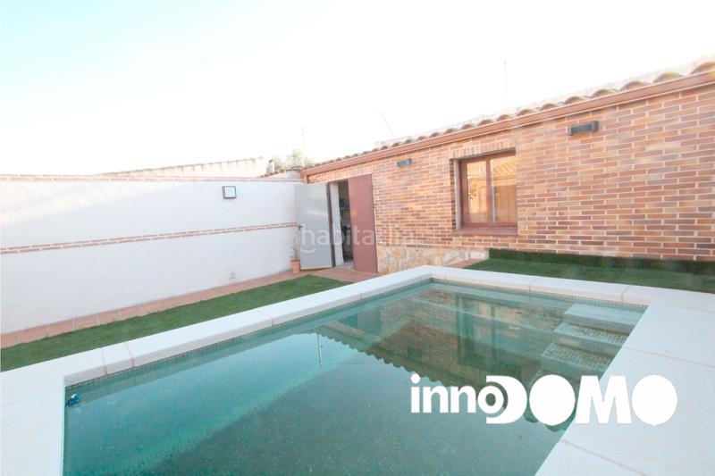 Foto 0351563f-3e53-432c-9b02-3ca1502b2936. Casa pareada chalet en venta -toledo en Argés