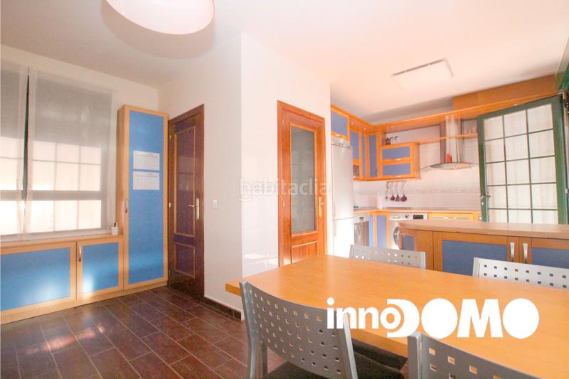 Foto 632cdf5f-7873-4158-b8b8-263d70adf3a1. Casa pareada chalet en venta -toledo en Argés