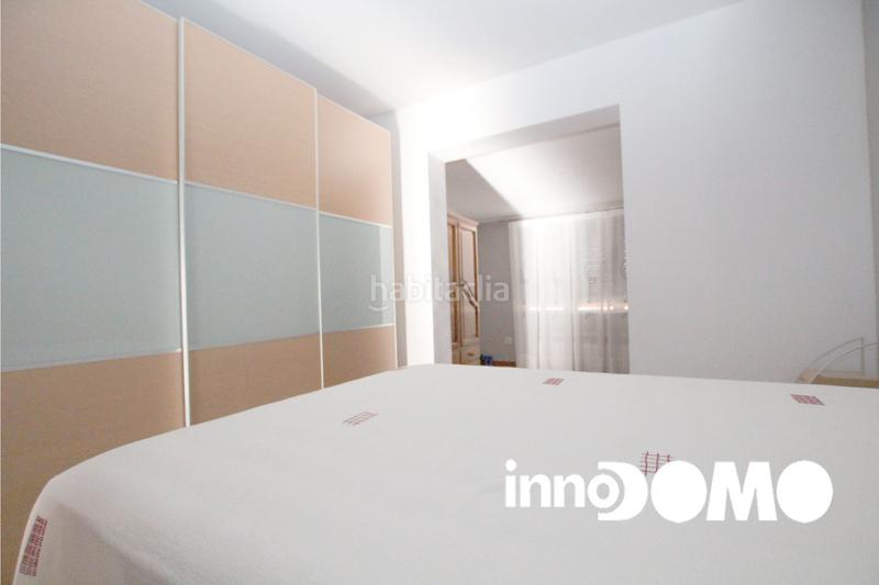 Foto d4f5f9c4-b9bf-41f9-beda-794f1f7b286f. Casa pareada chalet en venta -toledo en Argés