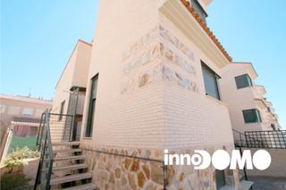 Xalet a Villaluenga de la Sagra. Chalet en venta en villaluenga de la sagra-toledo
