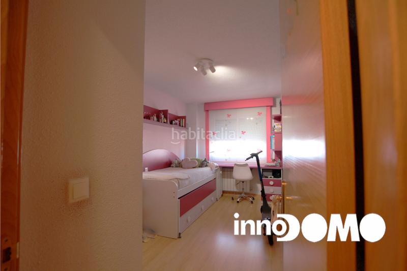 Foto 661613e6-bbb1-4ccb-8d84-0d124c65e886. Pis amb calefacció piscina a Parla este Parla