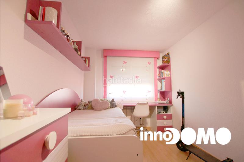 Foto 703ff23a-d857-4dd4-a107-2f713d102d2c. Pis amb calefacció piscina a Parla este Parla